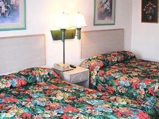 Budget Inn Of Окичоби Номер фото